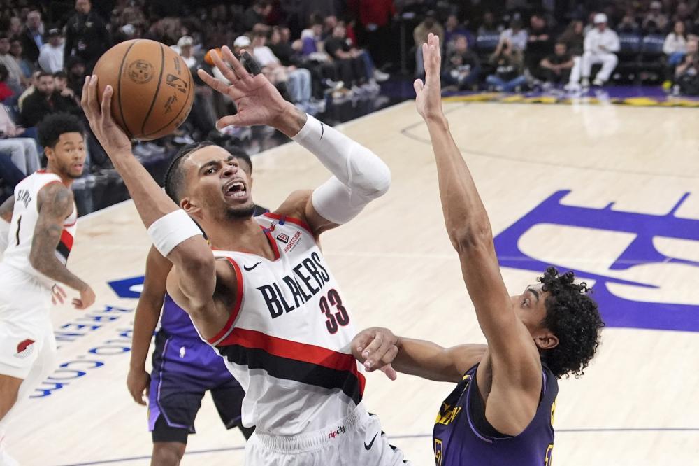 主教练蒙蒂 主教练蒙蒂