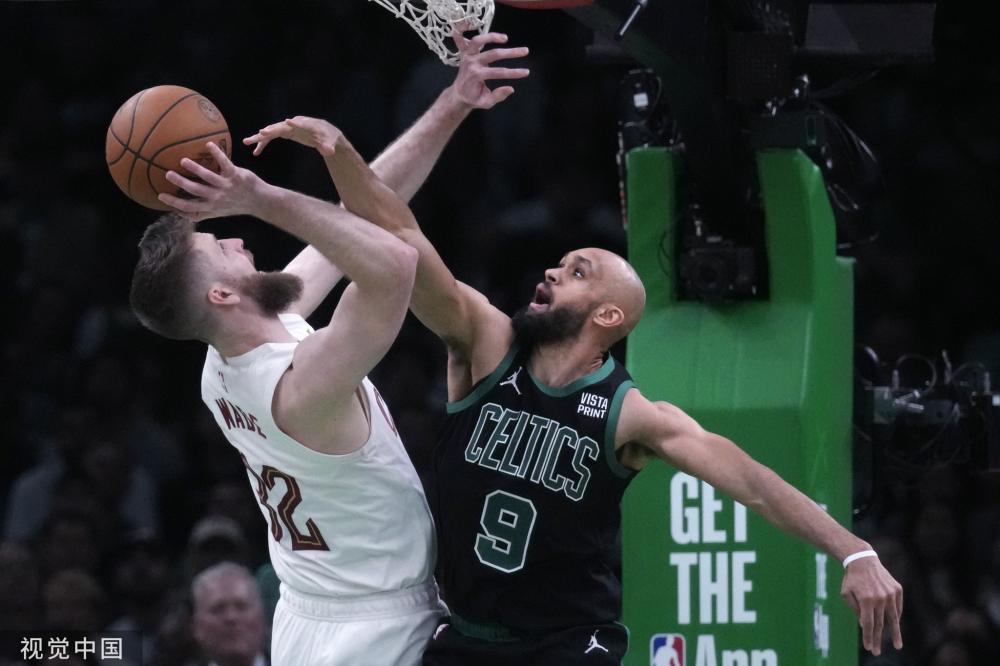 在她的选拔 在她的选拔