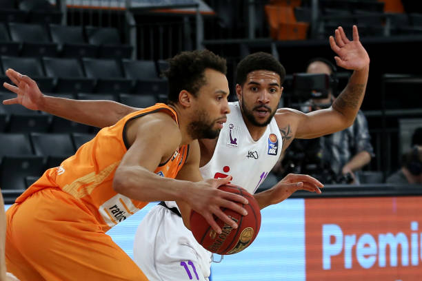 球交流的又 球交流的又